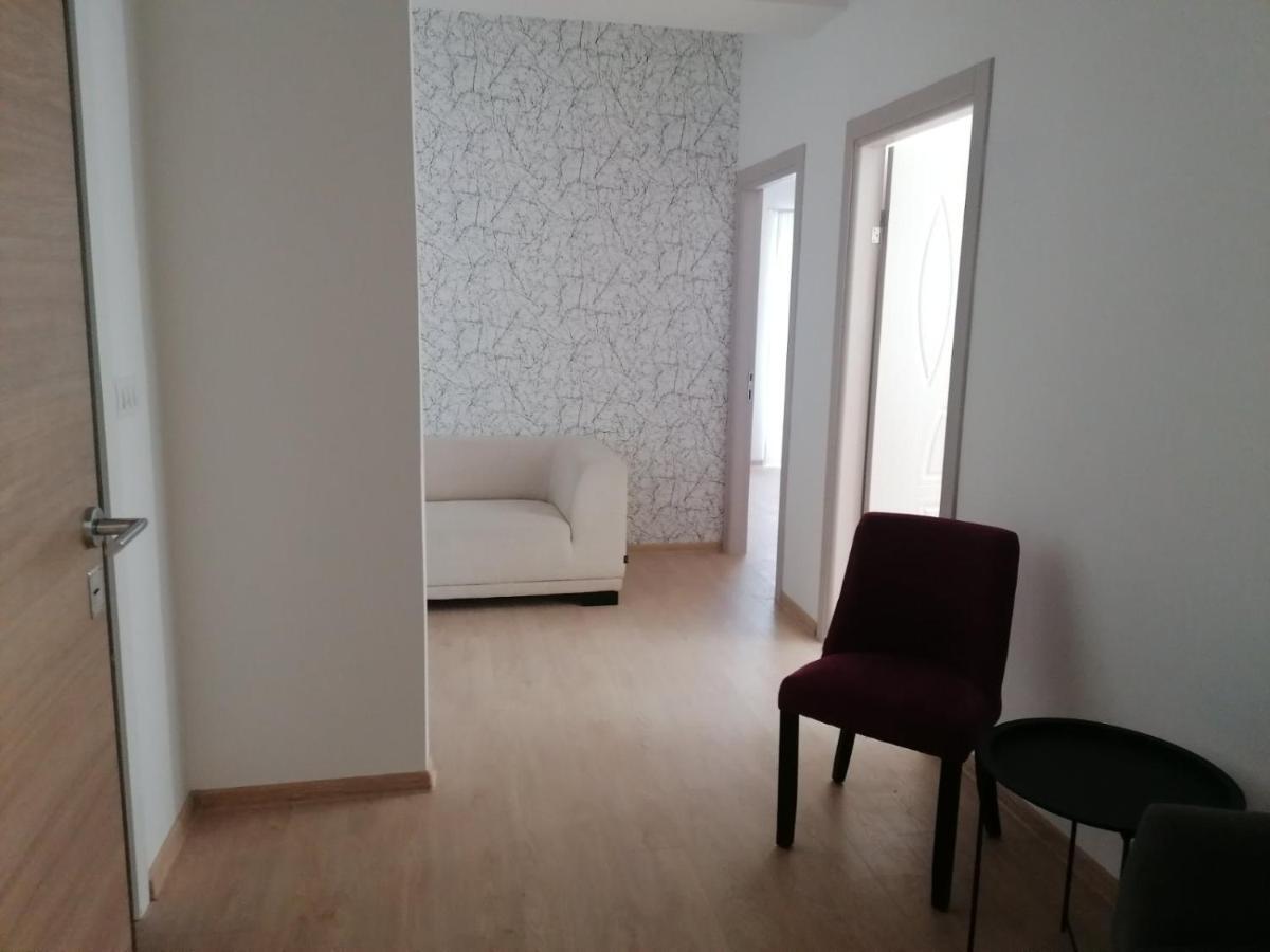 Hostel Denica Skopje Extérieur photo